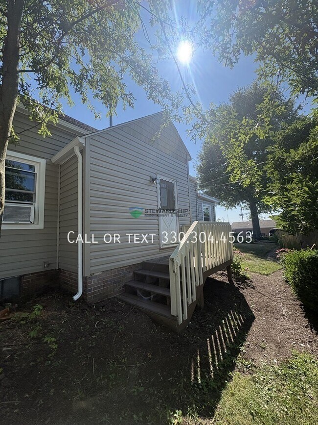 Building Photo - 2769 Carlisle Ct
