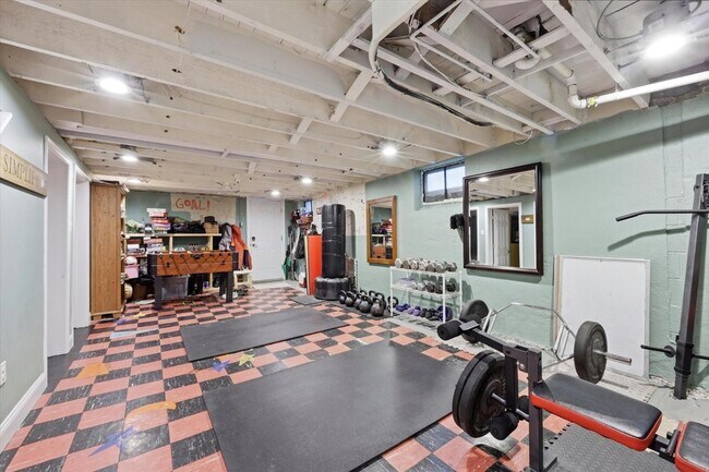 Building Photo - 201 Bowdoin Ave