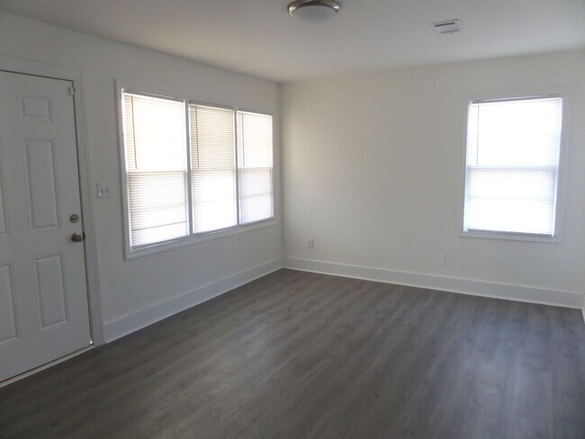 Building Photo - Charming 3BR House in Warner Robins