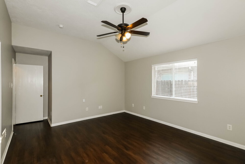 Building Photo - 32123 Decker Oaks Dr