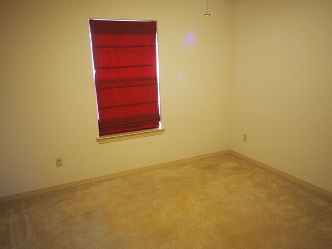 Building Photo - 13604 Caldwell Dr