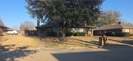 Building Photo - 1210 Fairhaven Dr