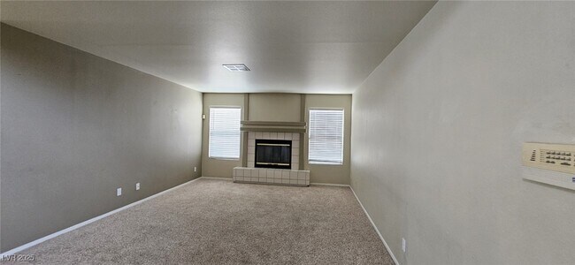 Building Photo - 1652 N Sand Canyon Dr