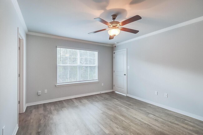 Building Photo - 13145 Turtle Creek Pkwy