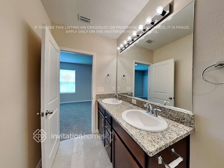 Building Photo - 8636 Ice Wine St