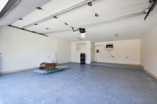 Building Photo - 17709 Peacock Ln