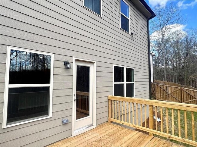 Building Photo - 110 Auburn Xing Wy