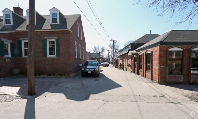 Building Photo - Amaskeag Residences