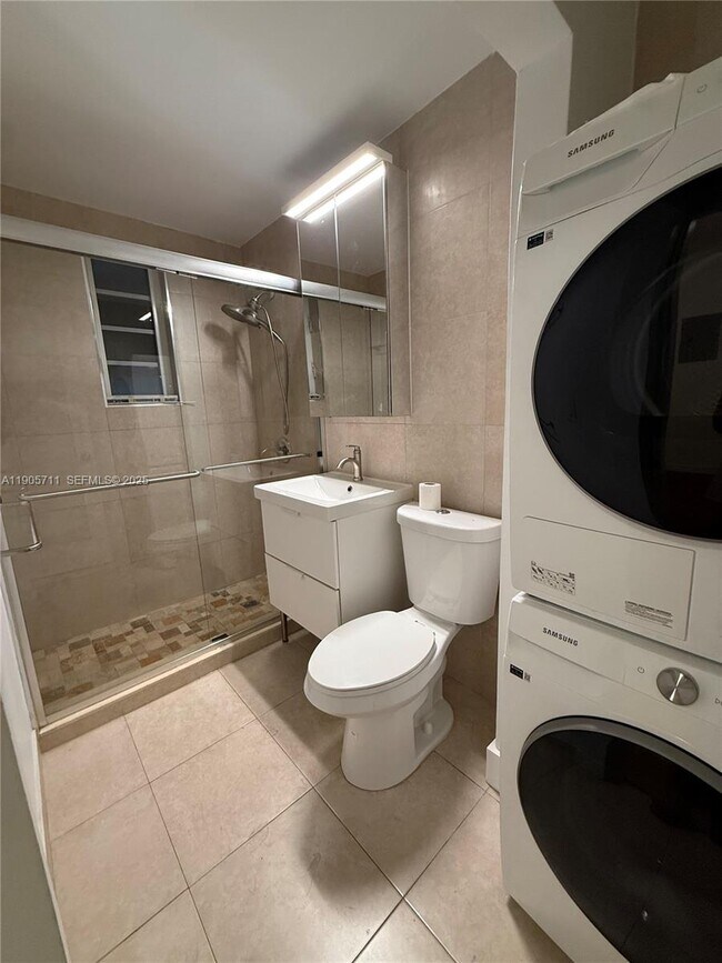 Building Photo - 349 Meridian Ave