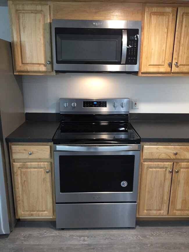 Building Photo - 43 First Street