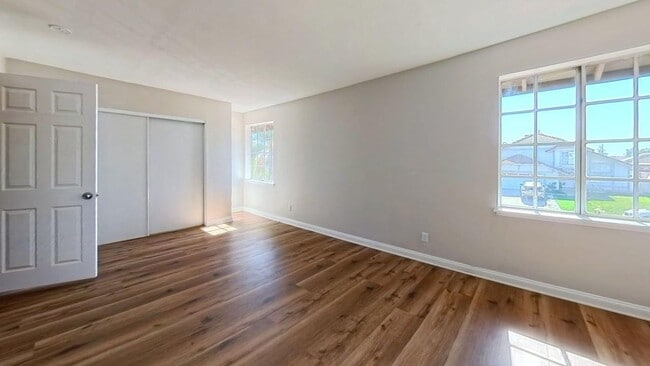 Building Photo - 12658 Heartleaf St