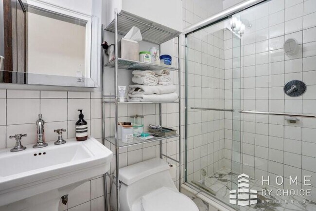 Building Photo - 1 bedroom in NEW YORK NY 10011