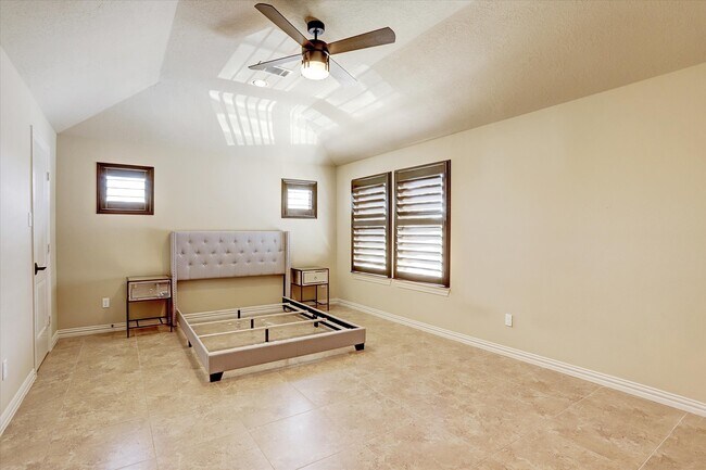 Building Photo - 14202 Teal Cove Ln