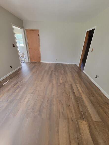 Building Photo - 5474 N 12th St