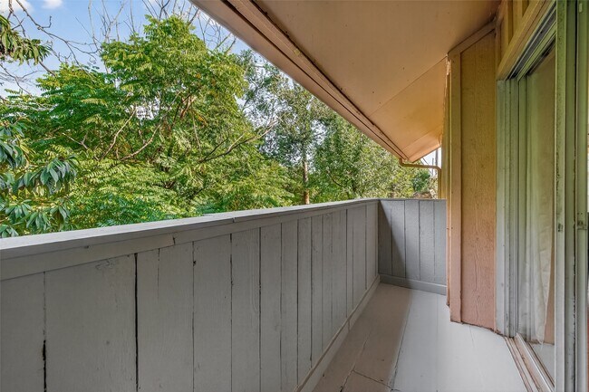 Building Photo - 6307 Crab Orchard Rd