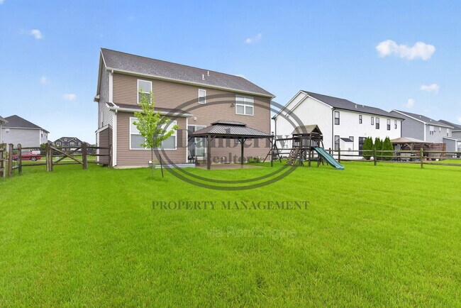 Building Photo - 24989 Reddington Ct