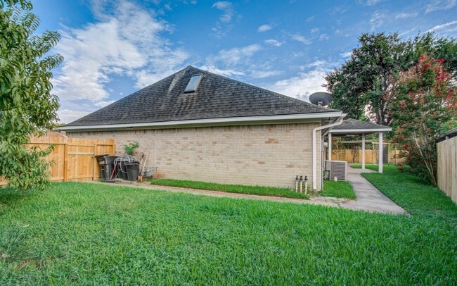 Building Photo - 6607 Readsland Ln