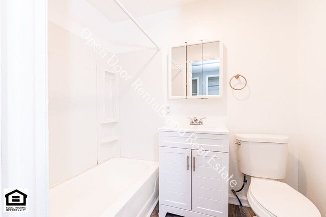 Building Photo - 229 E William St