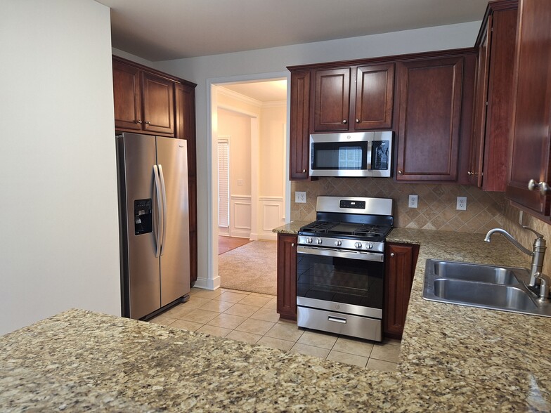 Building Photo - 17317 Grand Central Way