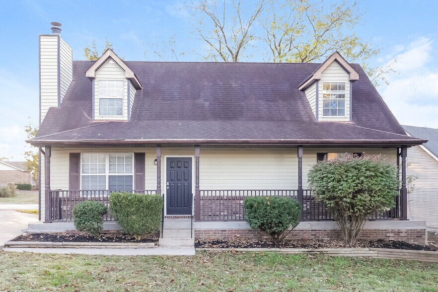 Primary Photo - 701 Bayswater Cir
