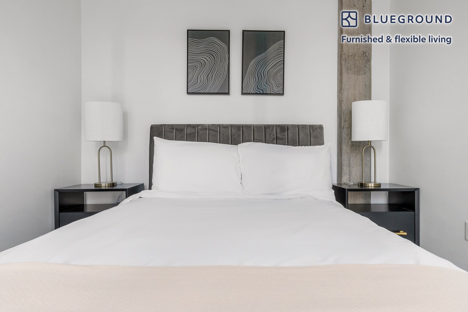 Building Photo - 215 W Lake St