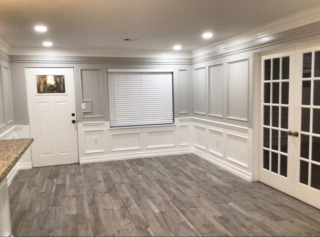 Building Photo - 15447 Avenue C