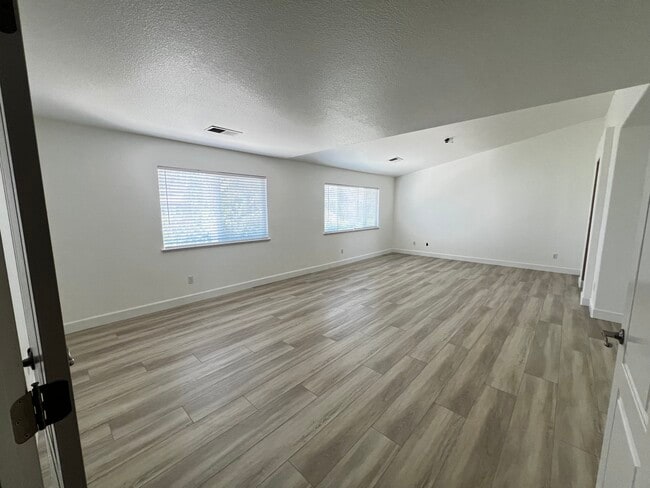 Building Photo - 1772 Ashtree Way
