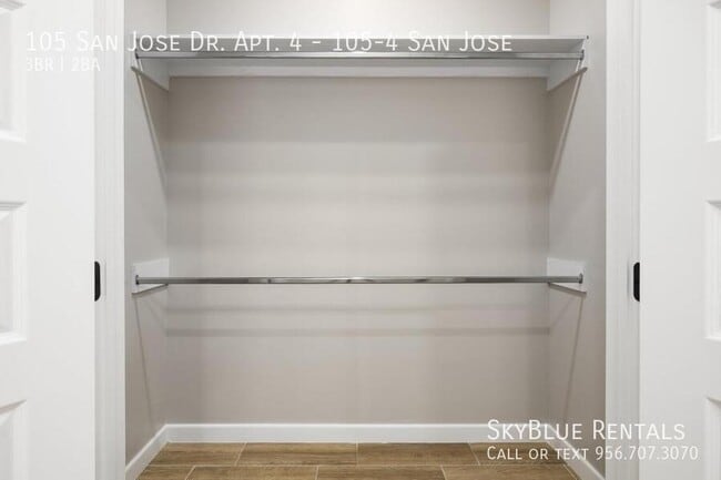 Building Photo - 105 San Jose Dr