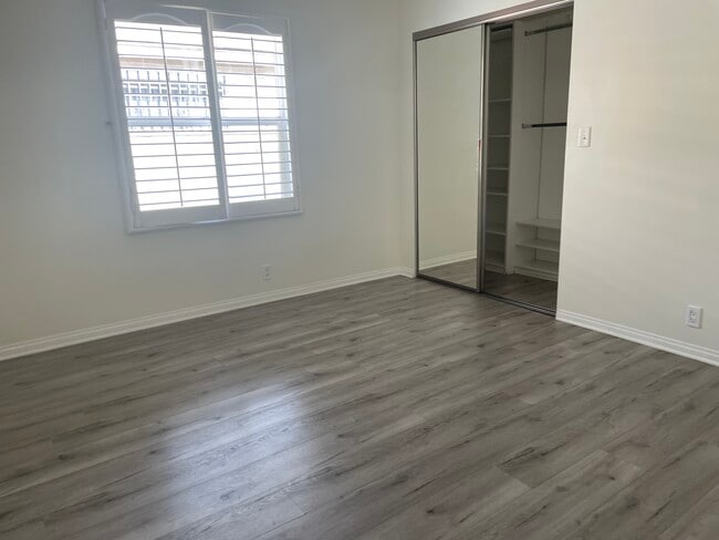 Building Photo - 3817 Globe Ave