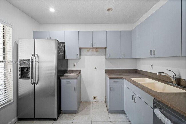 Building Photo - 11511 NW 10th St