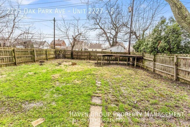 Building Photo - 2225 Oak Park Ave