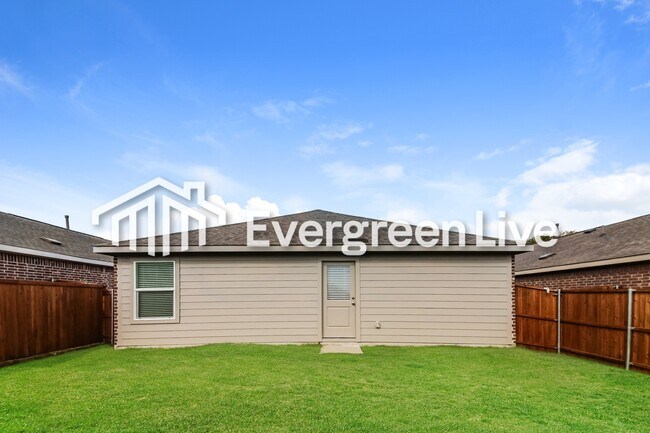 Building Photo - 2125 Sulky Ln