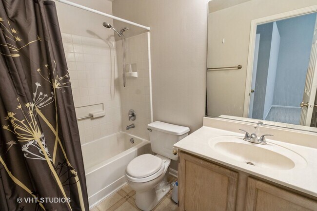 Building Photo - 279 Camel Bend Ct