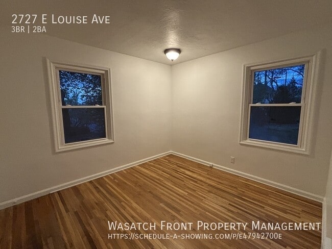 Building Photo - 2727 E Louise Ave