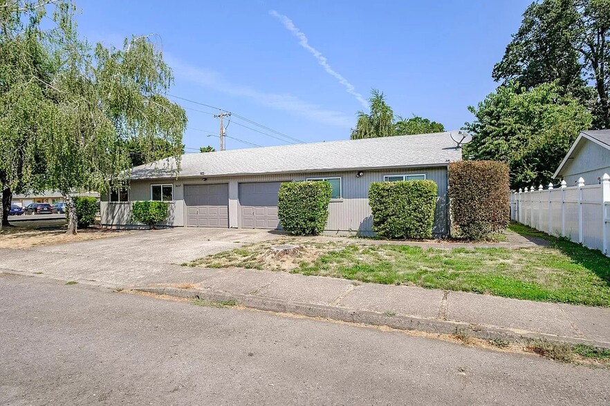 Primary Photo - 3609 White Oak Ct NE