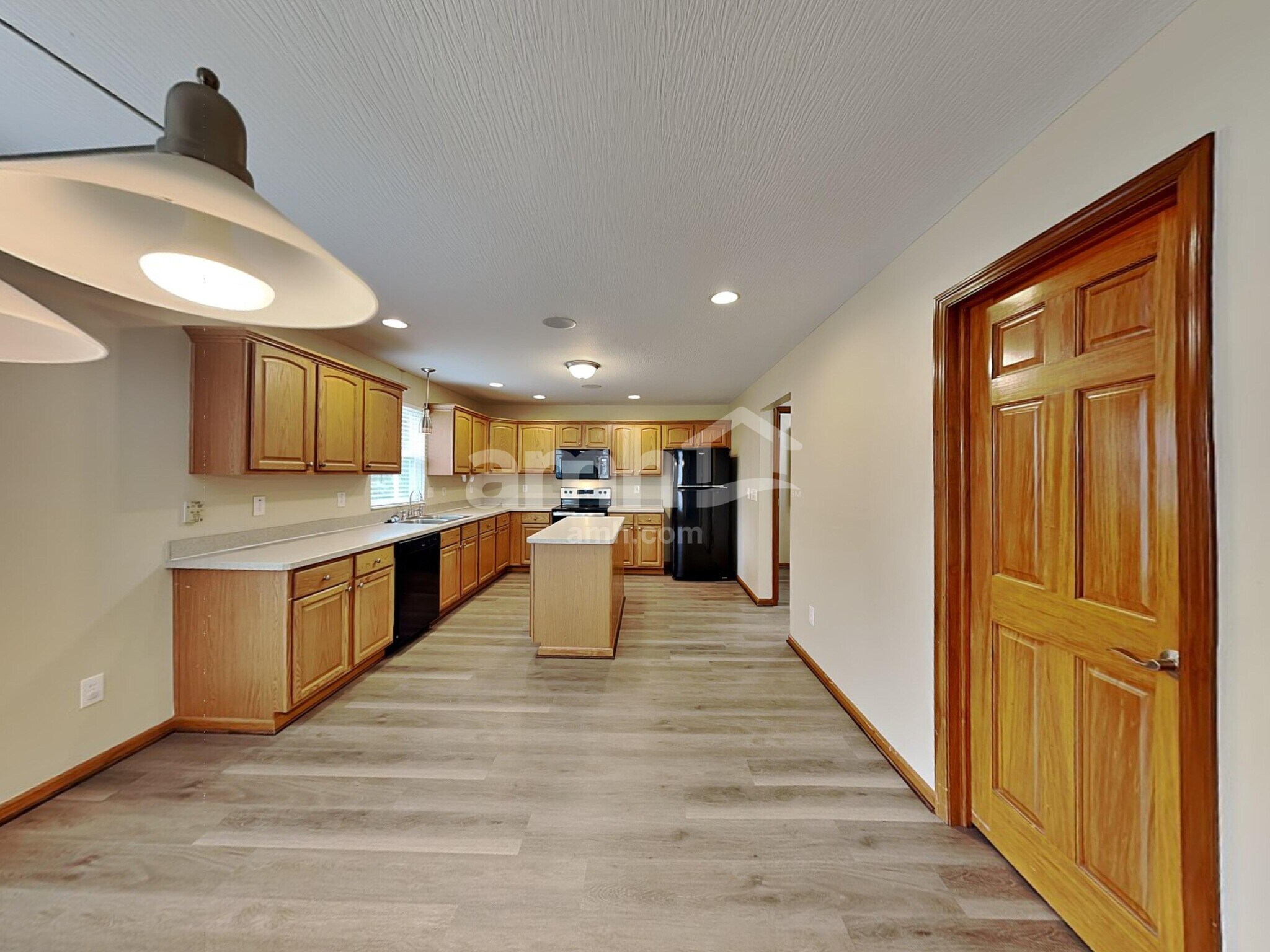 Building Photo - 16 Stoney Bluff Way