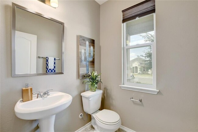 Building Photo - 311 Jarbridge Dr