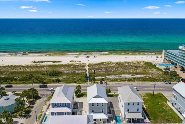 Building Photo - 157 S Arnold Rd