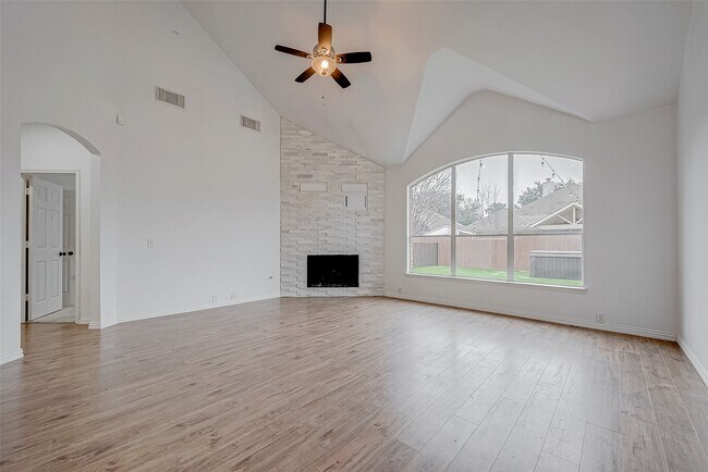 Building Photo - 20802 Louetta Oak Dr