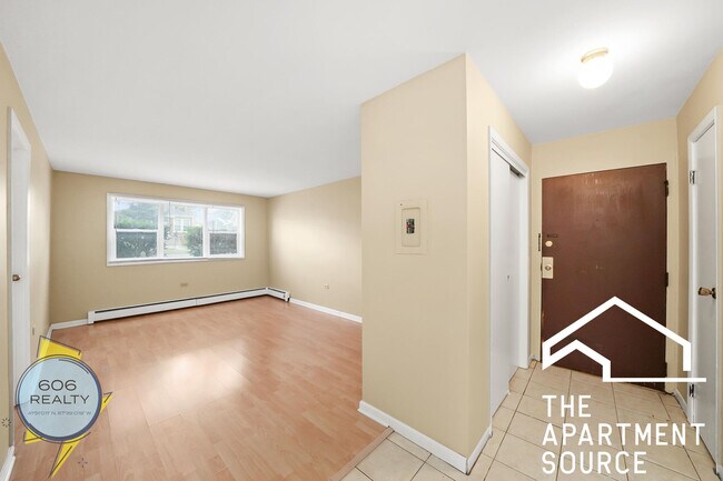 Building Photo - 1213 34th Ave