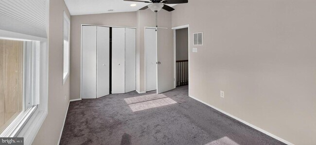 Building Photo - 6556 Pennacook Ct