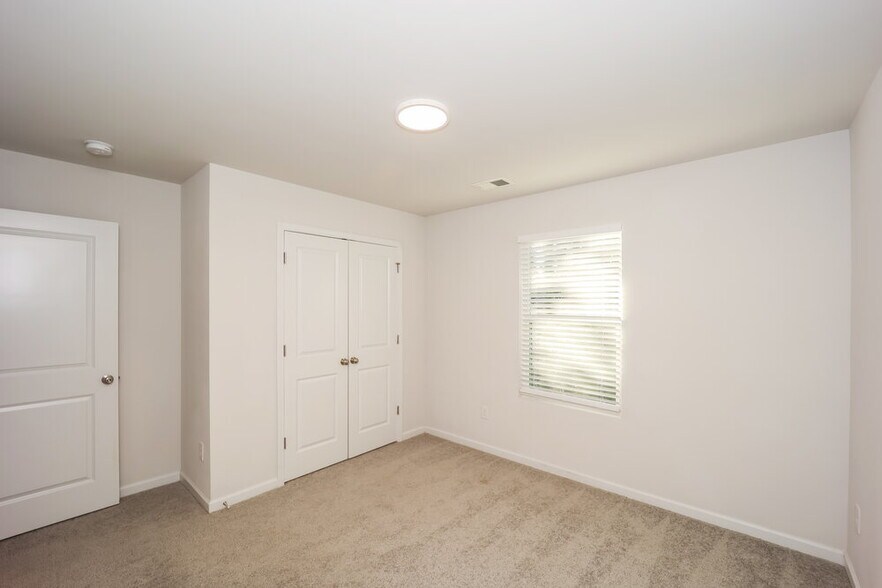 Building Photo - 199 Hamilton Pointe Dr