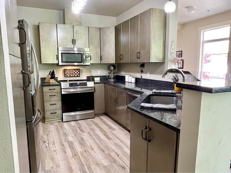 Kitchen - 737 241st Ln SE