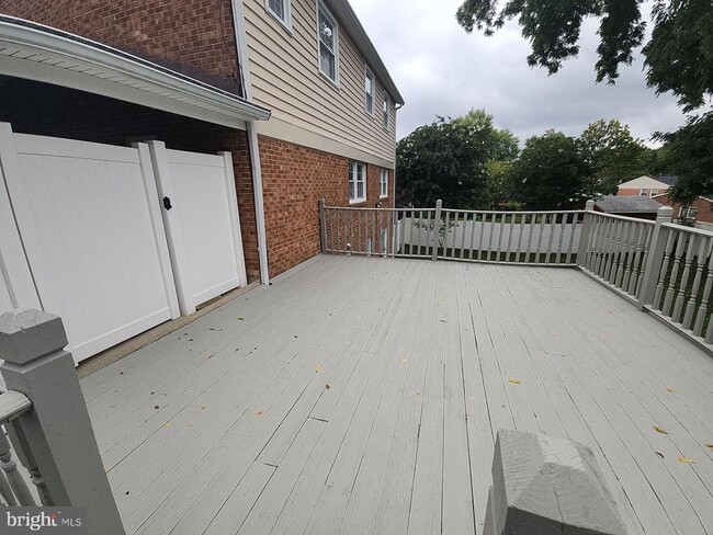 Building Photo - 2820 Vixen Ln