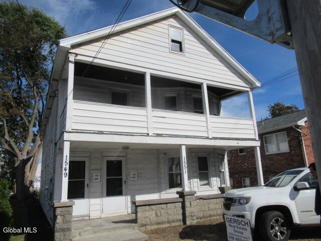 Primary Photo - 1549 Chrisler Ave