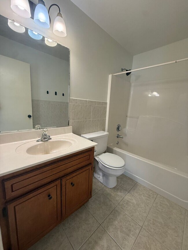 Building Photo - 3313 Camak Dr