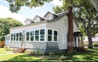 Building Photo - 1701 20th Ave N
