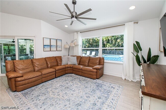 Building Photo - 721 Logan Blvd S