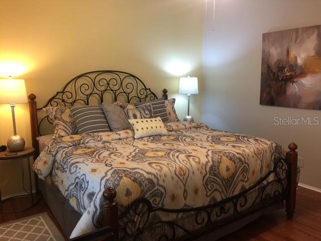 Building Photo - 1215 Panama Pl