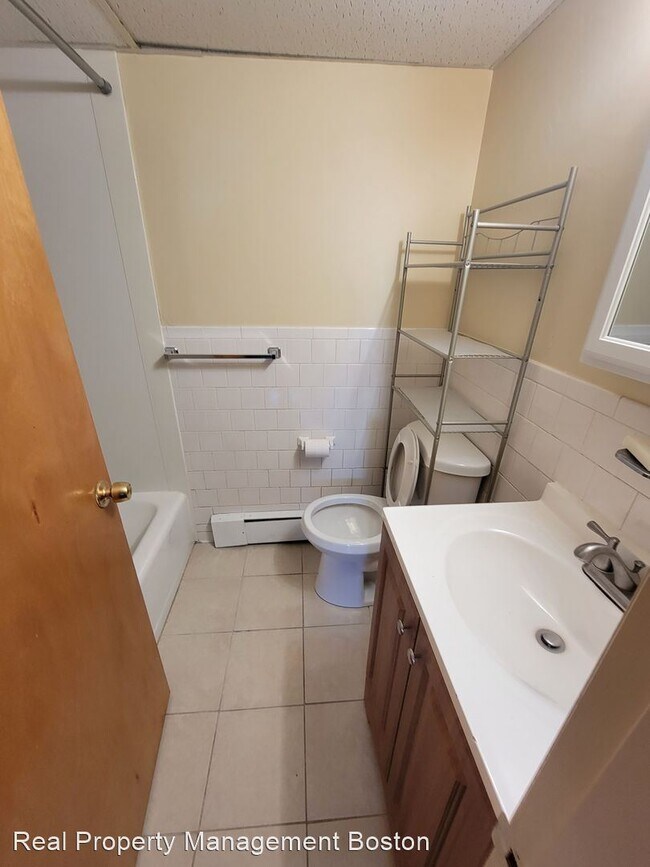 Building Photo - 2 br, 1 bath House - 302 B Quincy Ave